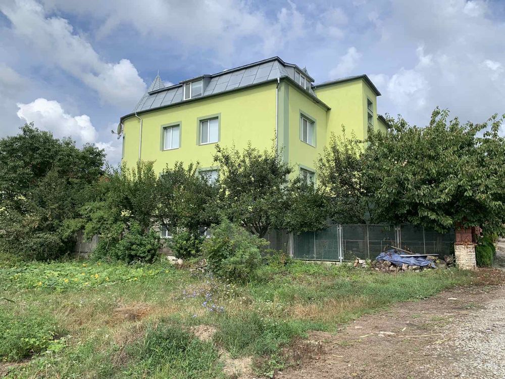 Продам будинок в Гусятині