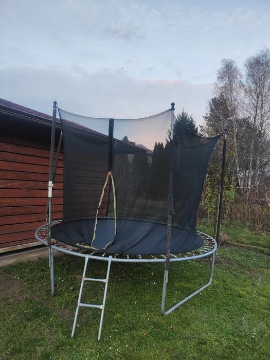 Trampolina duża.