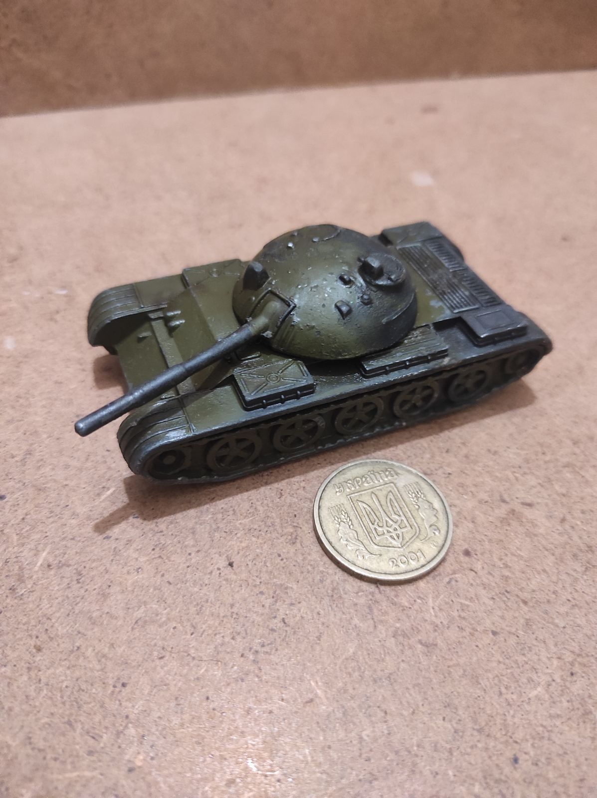 Игрушка танк Т-54 времён СССР