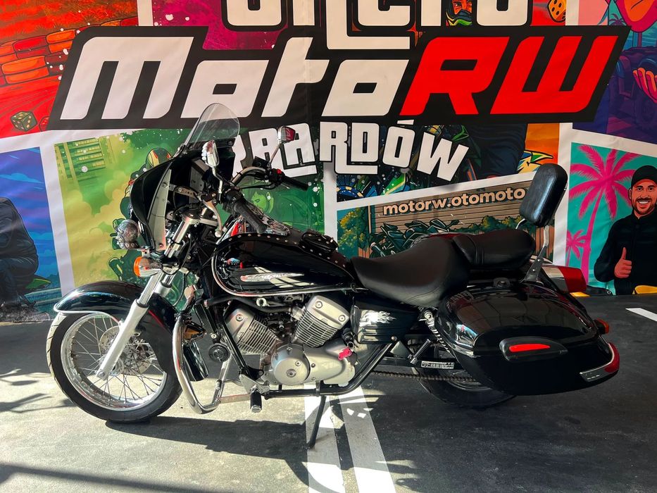 Honda VT 125 SHADOW Harley Street Glide FILM Transport