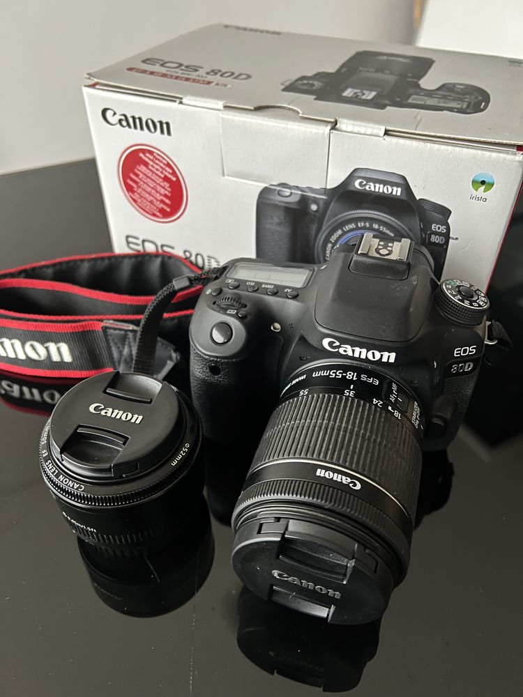 Máquina fotográfica Canon 80D