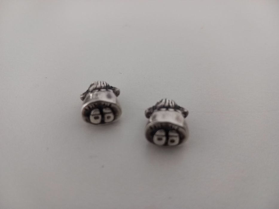 Peças Pandora, Duas meninas