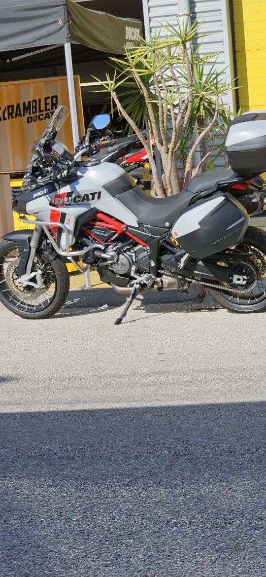 Ducati multistrada 950s com 10.000km