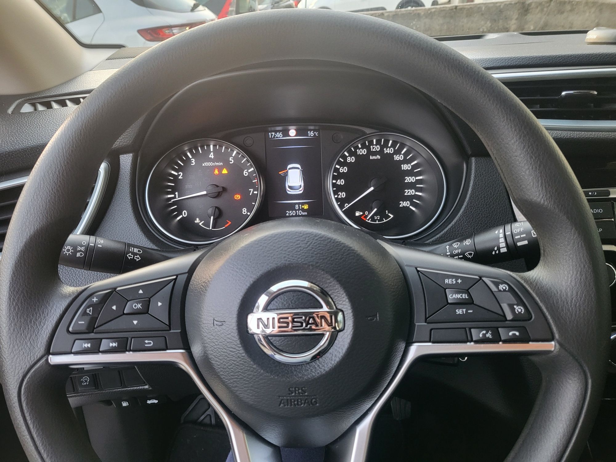 Nissan qashqai 25000kms