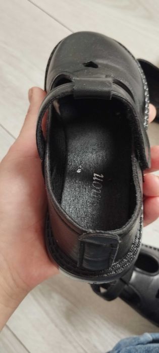 Туфлі для двійнят