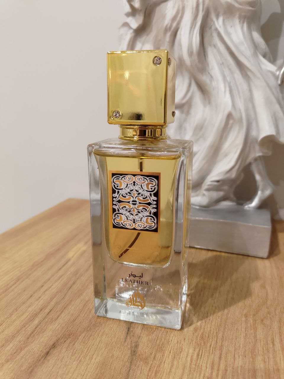 Lattafa Ana Abiyedh Leather 60 ml