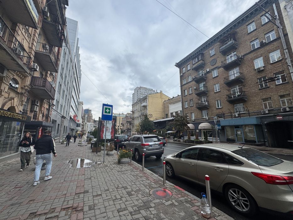 Комерція в центрі! Продаж приміщення 100м2 по вулиці Шота Руставелі