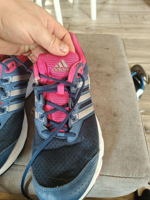 Buty sportowe adidas rozmiar 42