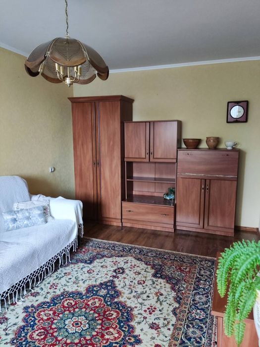 Здається 3-кімнатна квартира