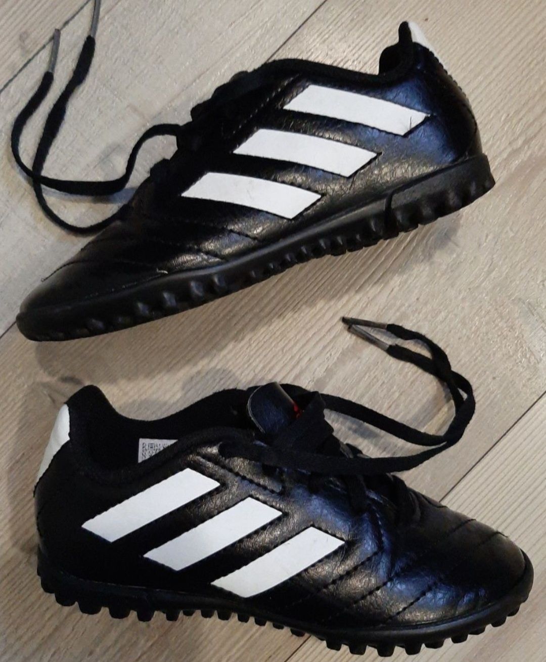 Сороконіжки футбольні Adidas (р.29)