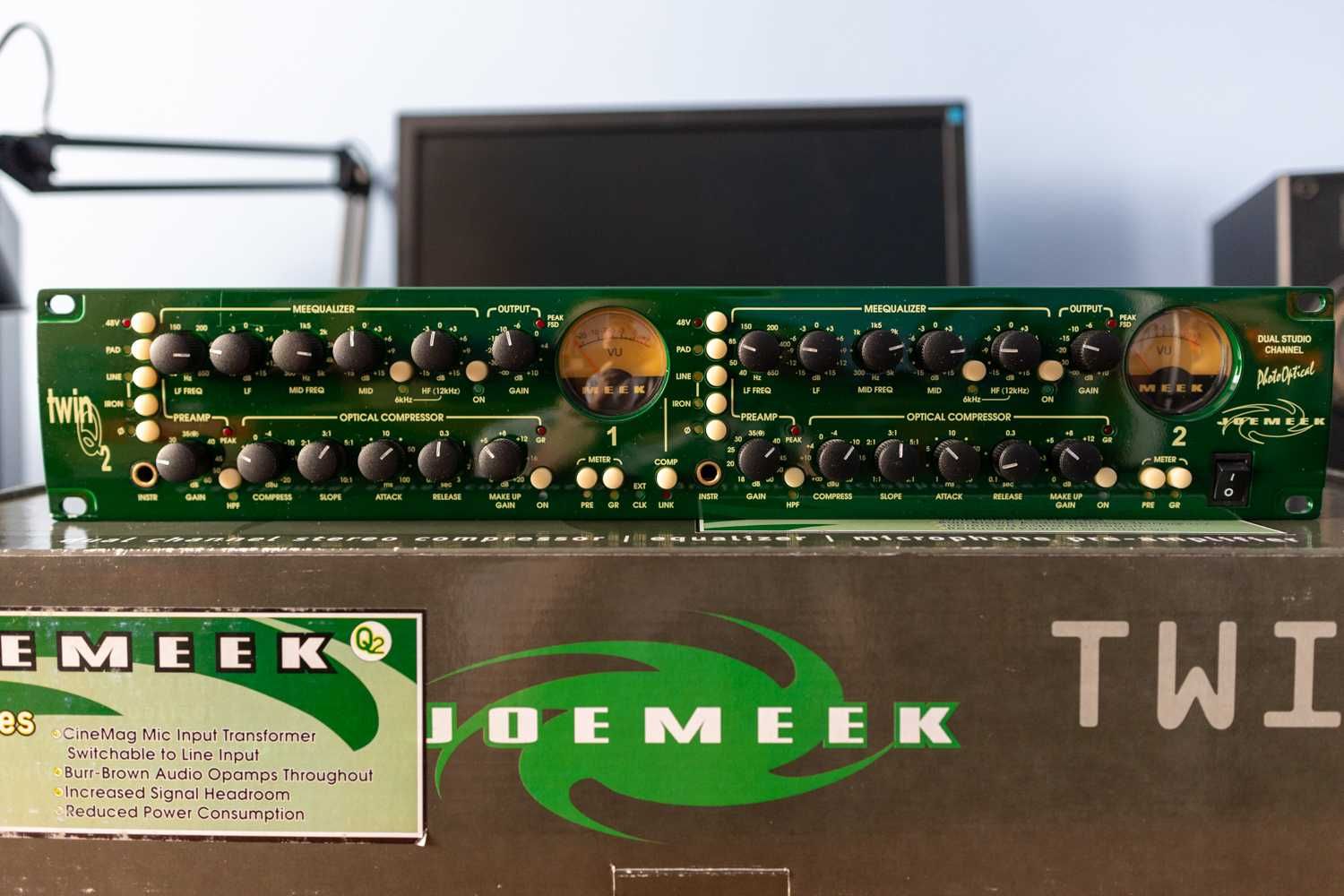 JOE MEEK Twin Q2 dukanałowy przedwzmacniacz z EQ i kompresorem