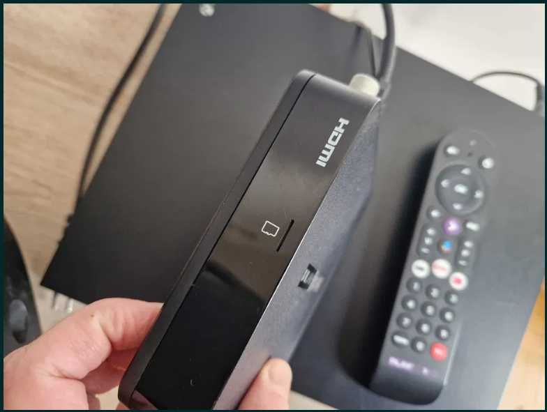 SMART TV do starego telewizora Netflix Youtube 1000 sztuk