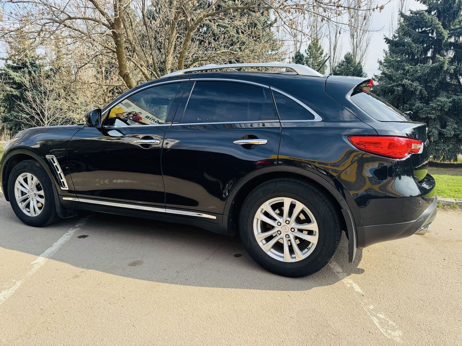 Продам Infiniti fx35/qx70 2012 року