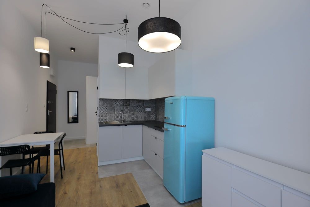 !!! Łomianki, kawalerka 20m2