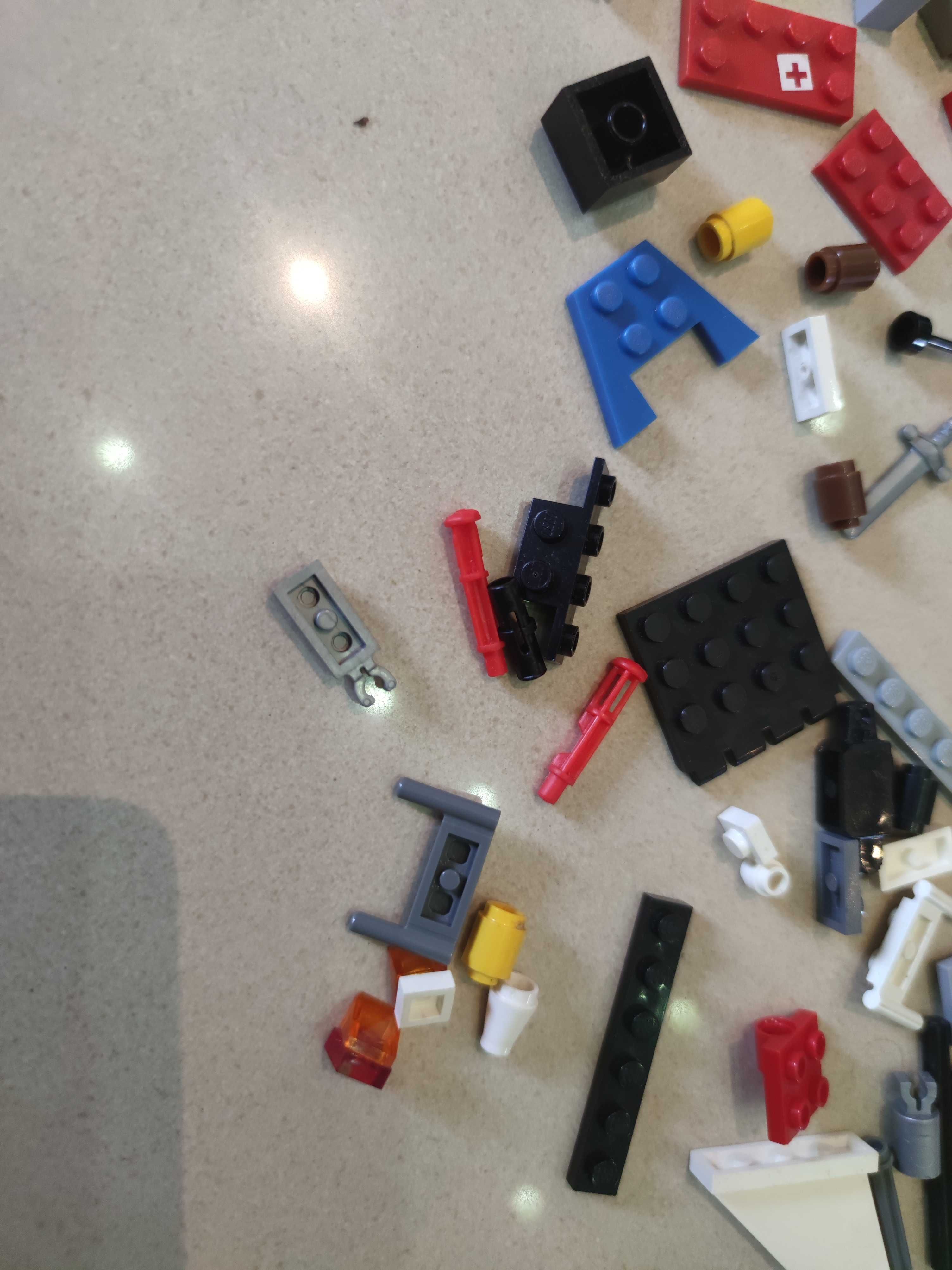 LEGO pojedyncze klocki z różnych zestawów