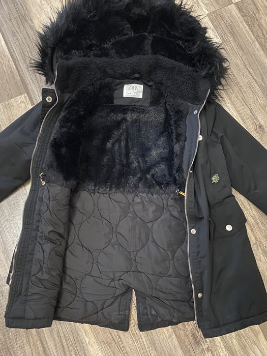 Продам Парка на дівчинку Zara