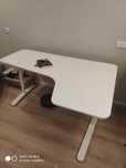 Secretária Bekant Corner IKEA Altura Ajustável - Home Office