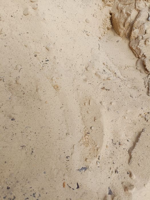 Пісок річний в наявності