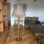Stylowa drewniana lampa