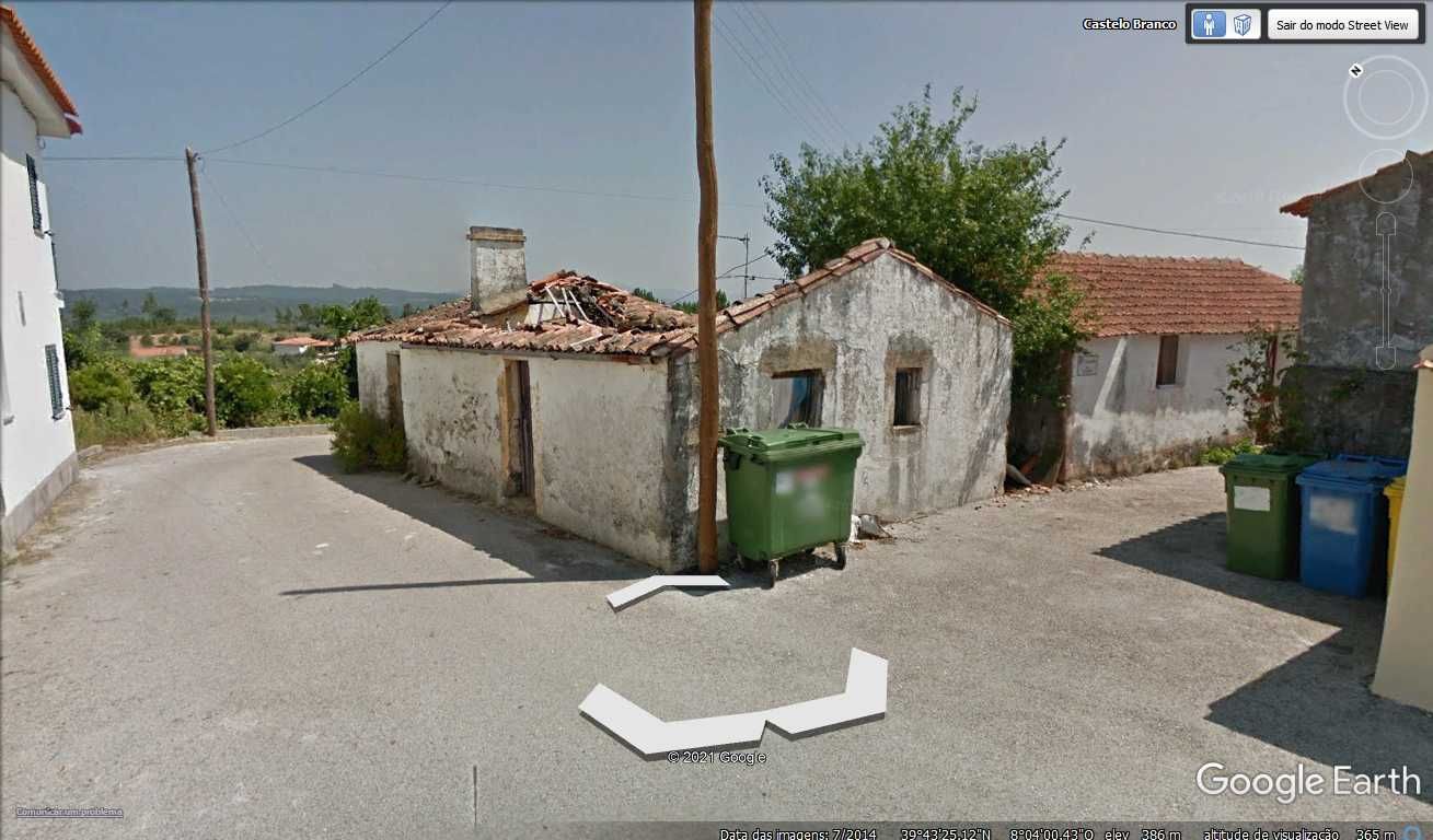 Casa típica de aldeia concelho de Vila de Rei para reconstrução total