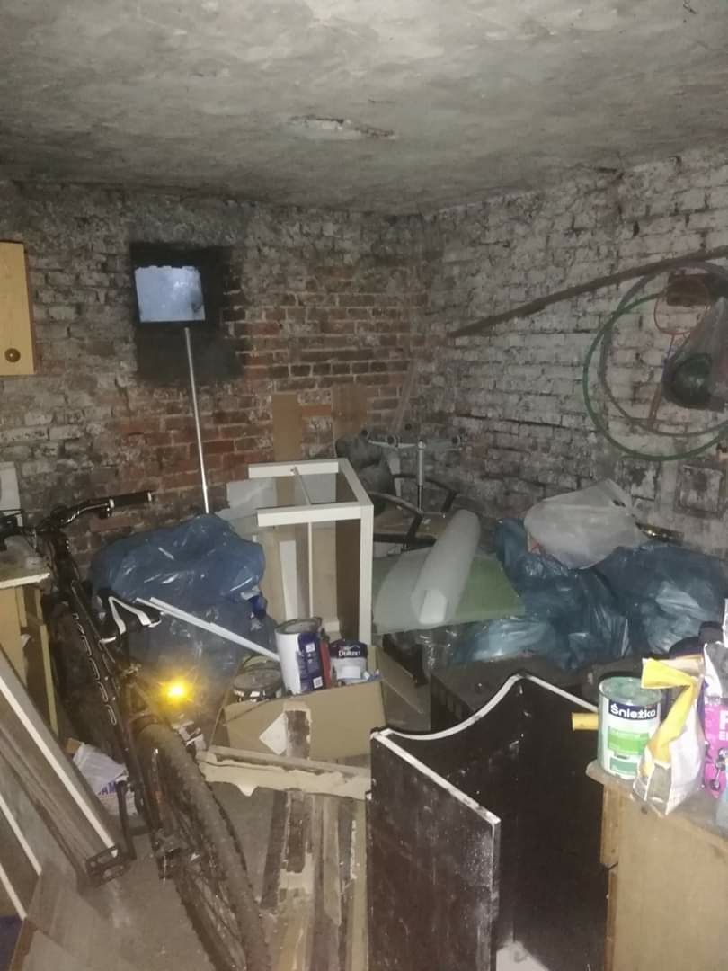Wywóz starych mebli wywóz odpadów sprzątanie piwnic Wywóz Gabarytów