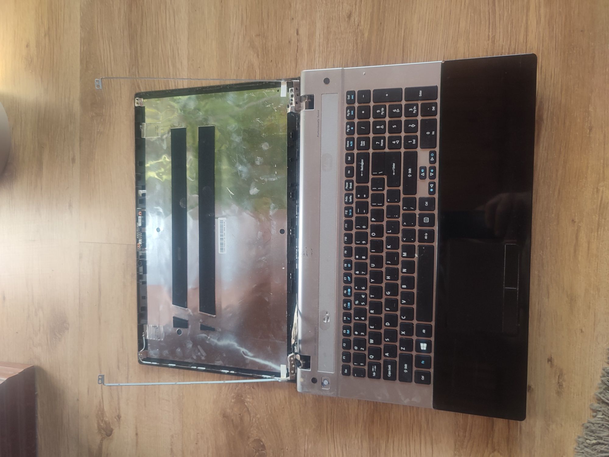 Laptop Acer V3-731