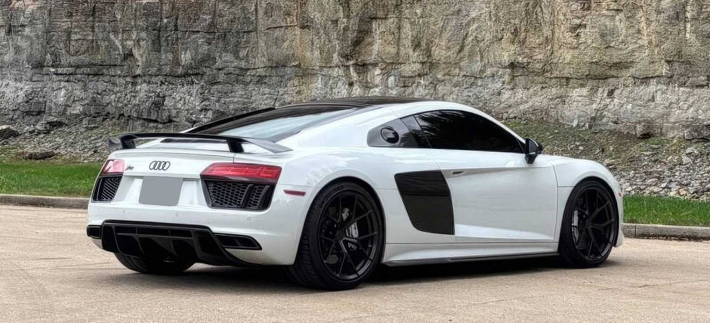 Audi R8      2018