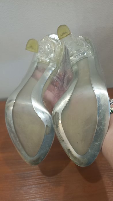 Туфлі з прозорими камінцями  Dolce Gabbana оригінал