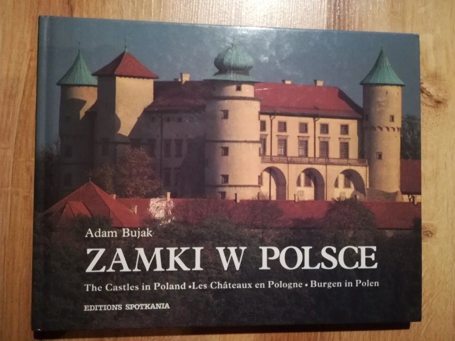 NOWA !!!Książka Zamki w Polsce - Adam Bujak