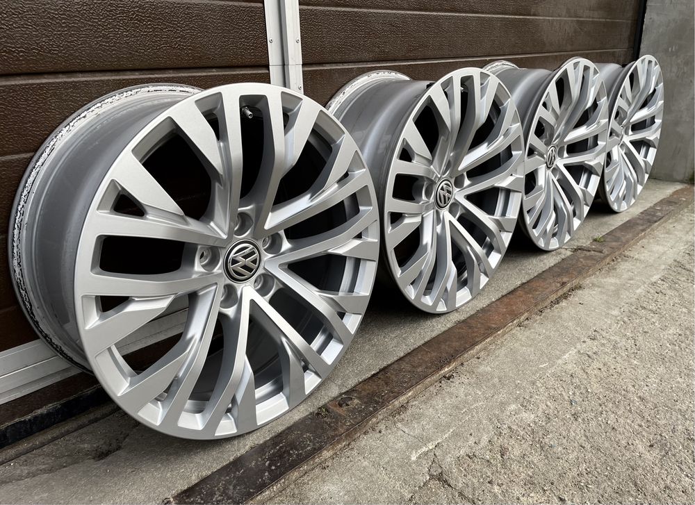 4x felgi aluminiowe Alufelgi 5x112 r18 et25 8J VW Volkswagen Oryginał