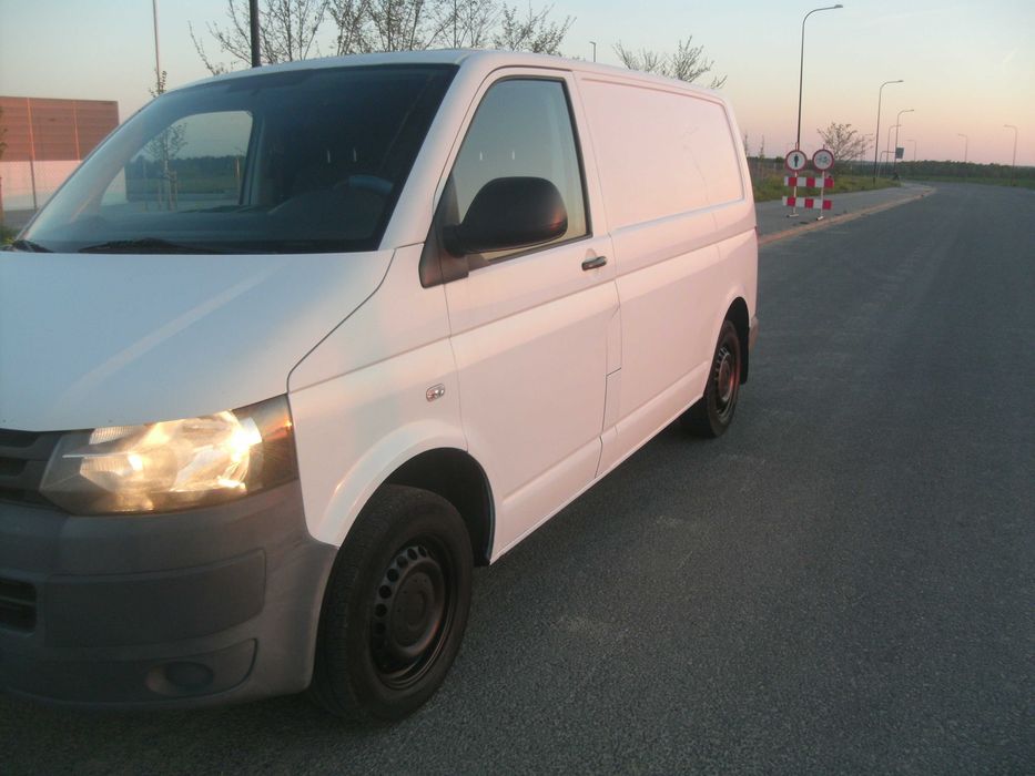VW Transporter T5 FL LIFT 2010rok 2.0TDI Faktura VAT OC 05.2026
