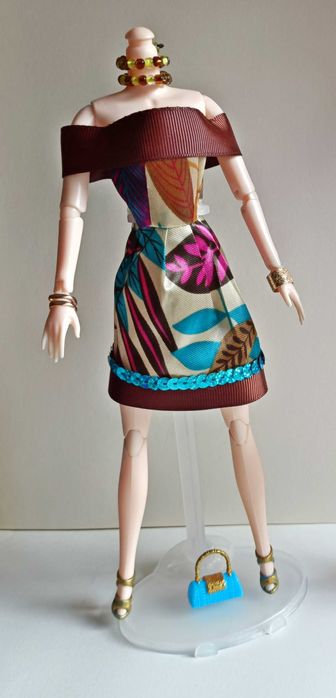 Conjunto de vestido sapatos e mala para Barbie