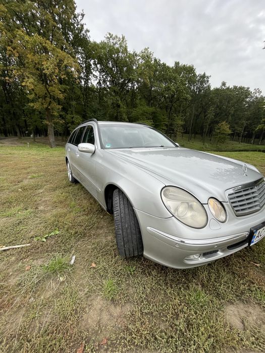 Mercedes Benz E221 універсал