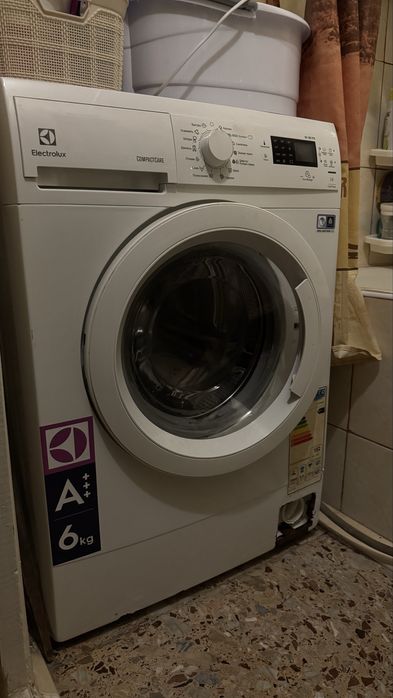 Пральна машина Electrolux