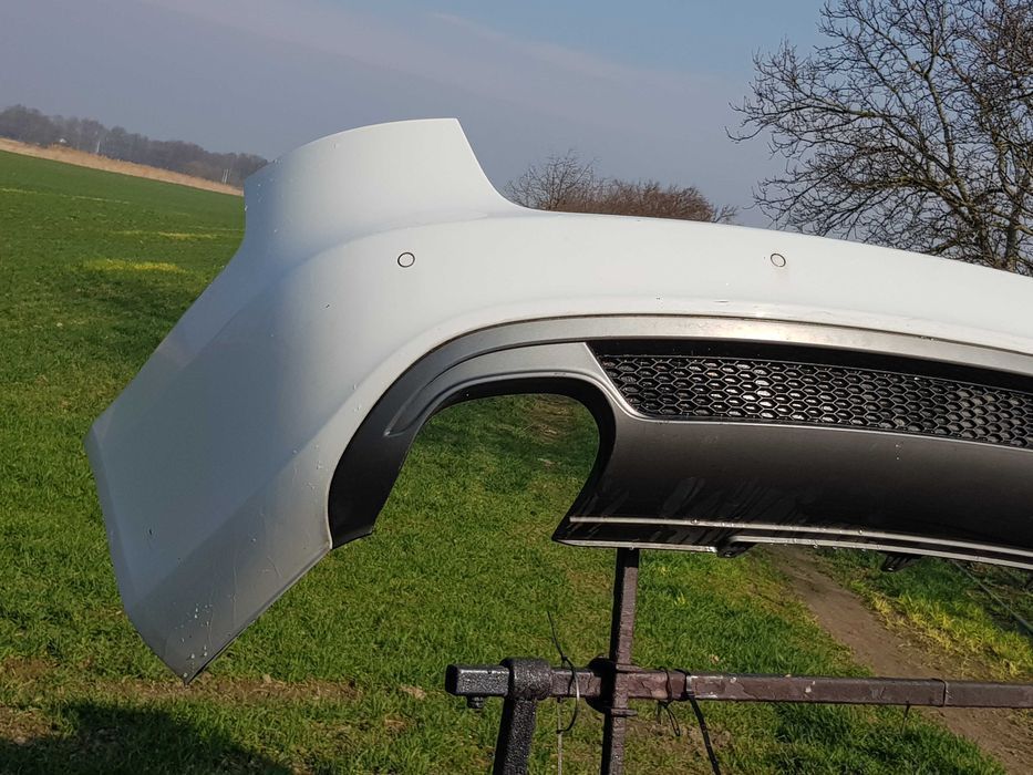 AUDI A4 B8 Lift KOMBI Zderzak Tylni Tył S-LINE 4 PDC