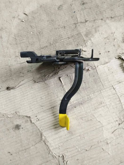 zamek maski ford c-max mk2