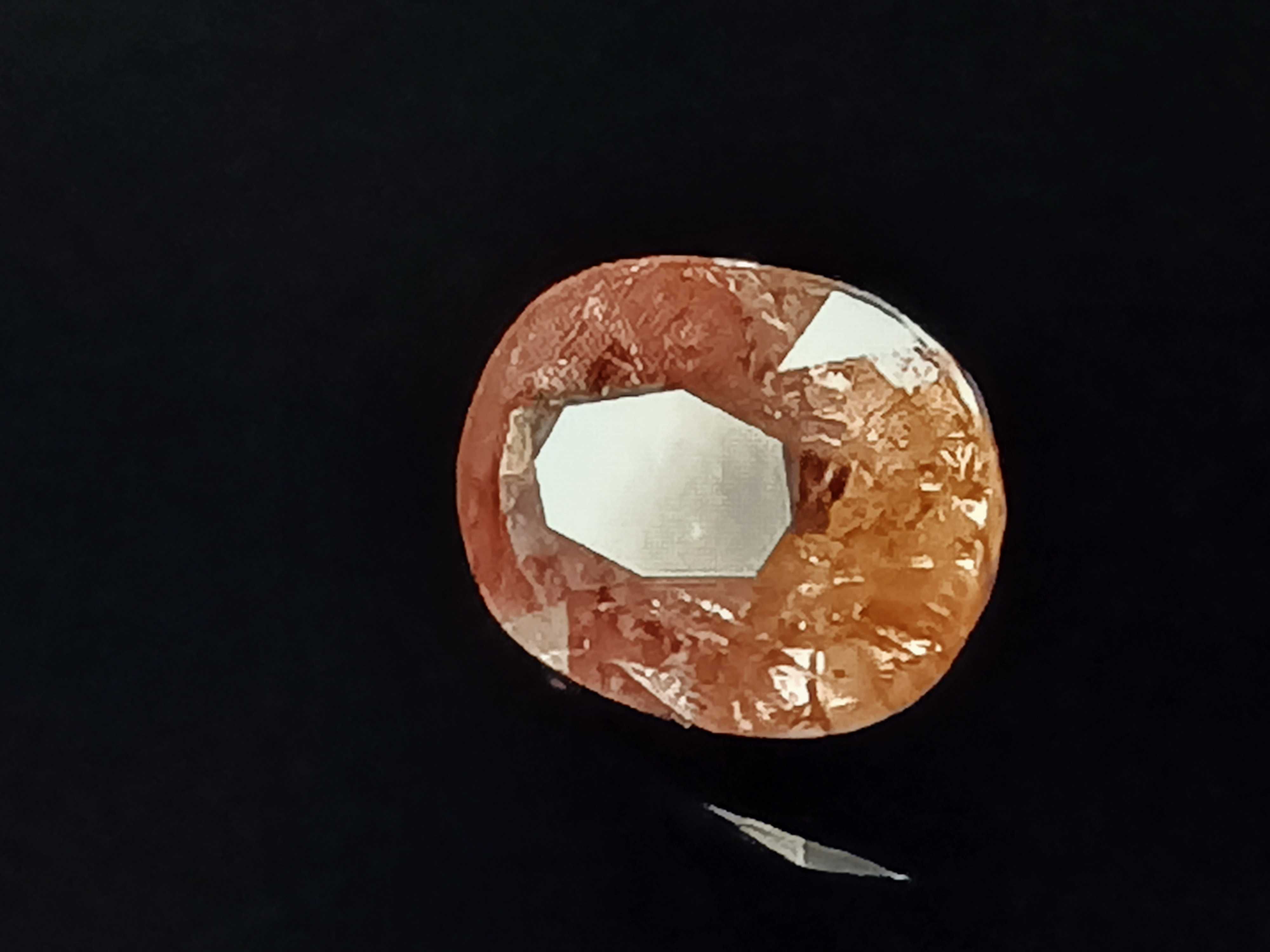 Szafir naturalny 1,92 ct ,certyfikat oraz wycena piękny