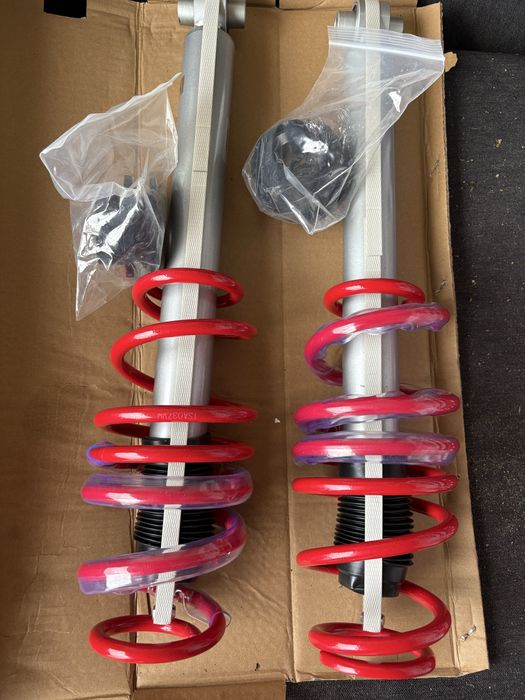 Collovers novos em folha