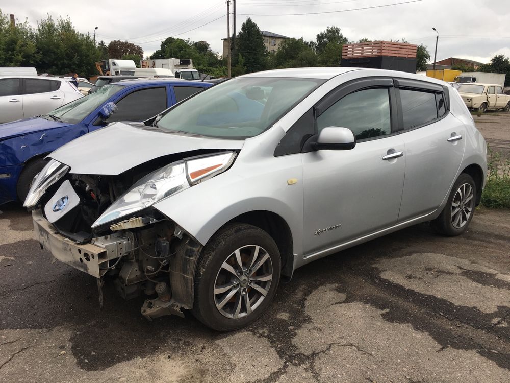 Разборка на запчасти Nissan Leaf Ніссан Ліф 11-12 13-17 18-22