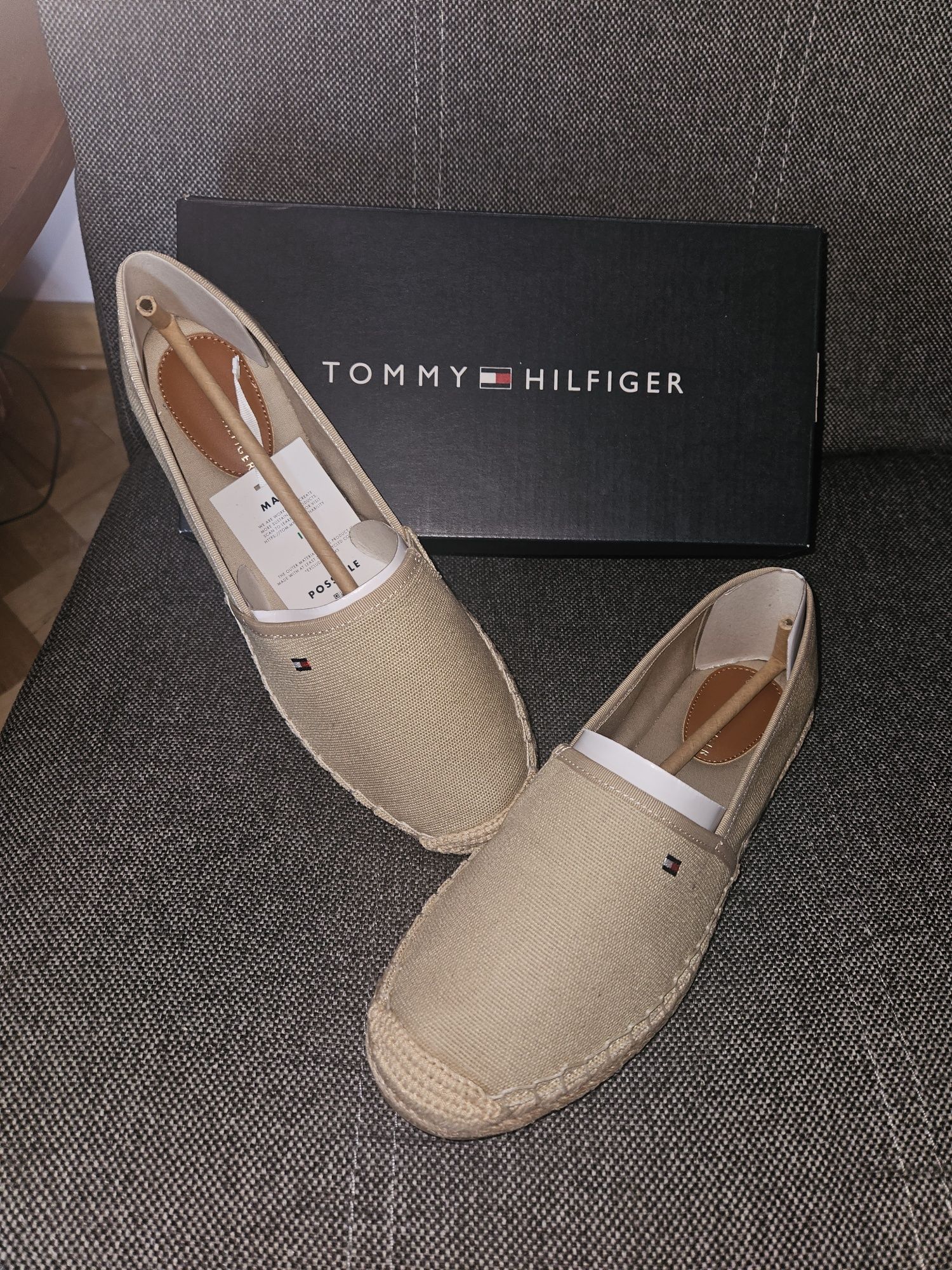 Nowe Espadryle r.38 Tommy Hilfiger beżowe brąz Flag Canvas Espadrile