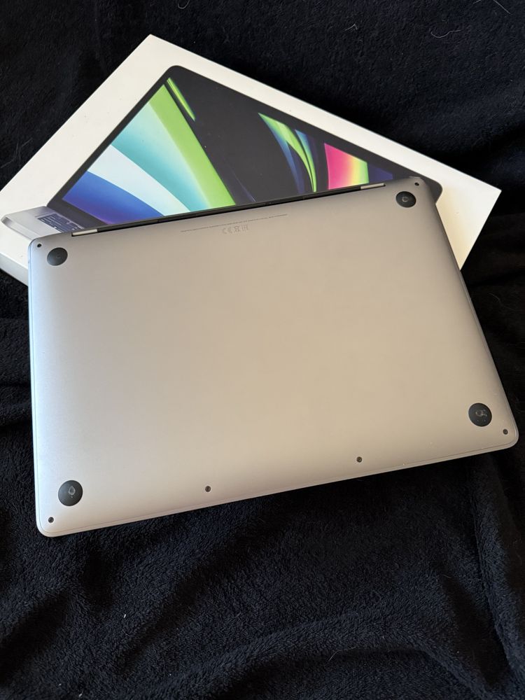 Macbook pro 13 16/2TB M1 custom