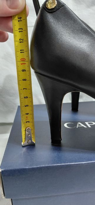 Туфли лодочки Caprice кожа внутри снаружи 7,5 (41,5) размер