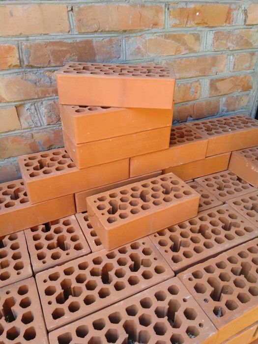 Кирпич облицовочный(Цегла облицювальна нова) червона