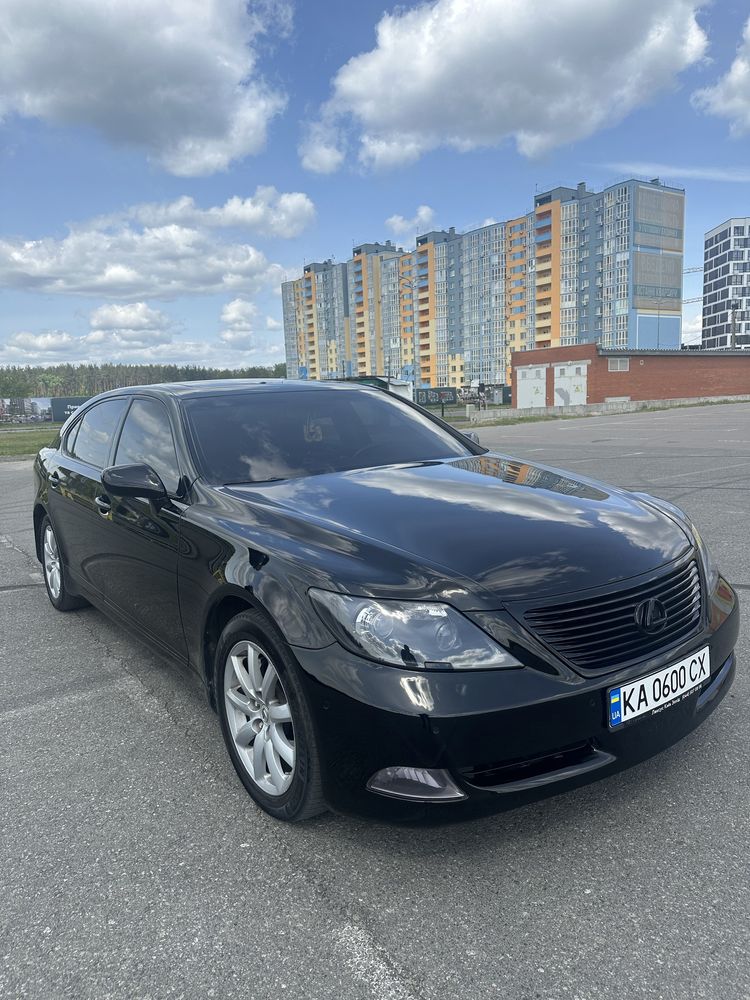 lexus ls460 long