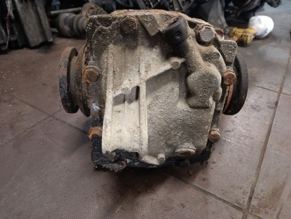 Dyfer BMW X3 E83 3.38 3.0d duża głowa dyferencjał most półoś 4x4 E46