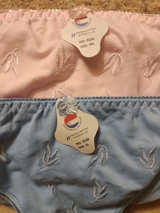 Трусы женские  новые