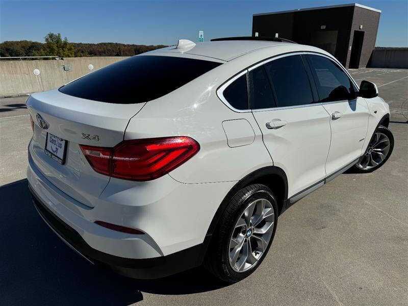 2016    BMW    X4