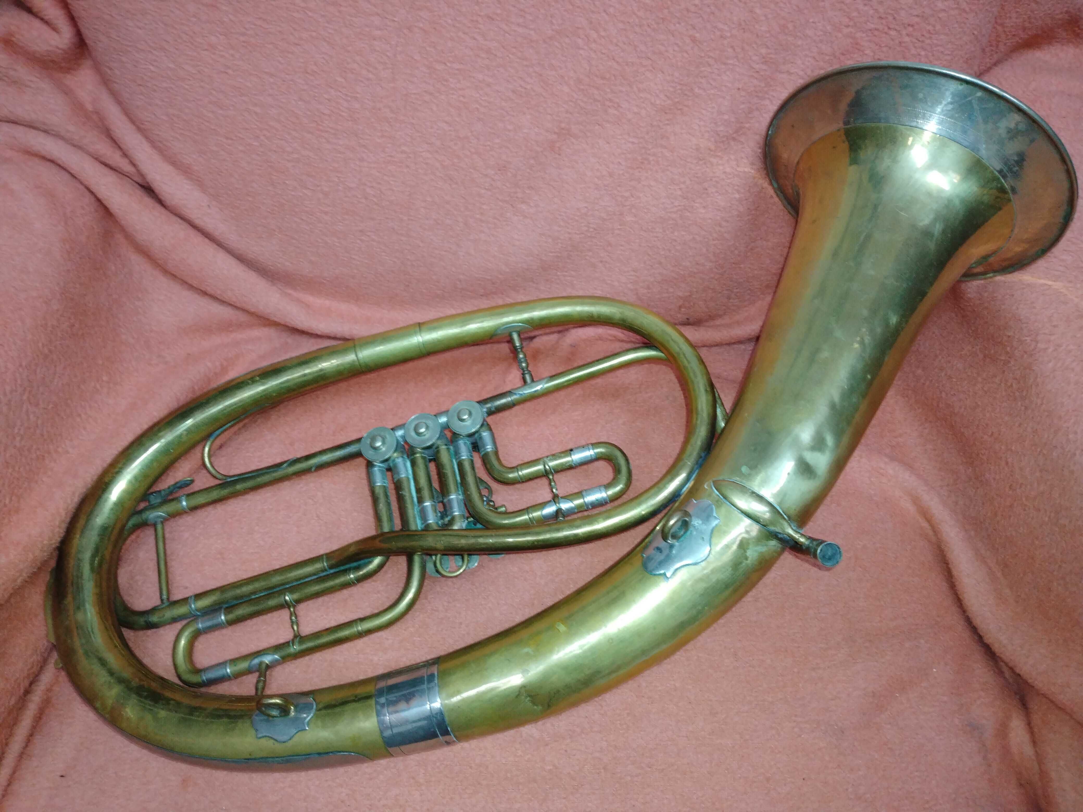 Saxhorn Tenorowy Trój Klawiszowy Instrument Dęty