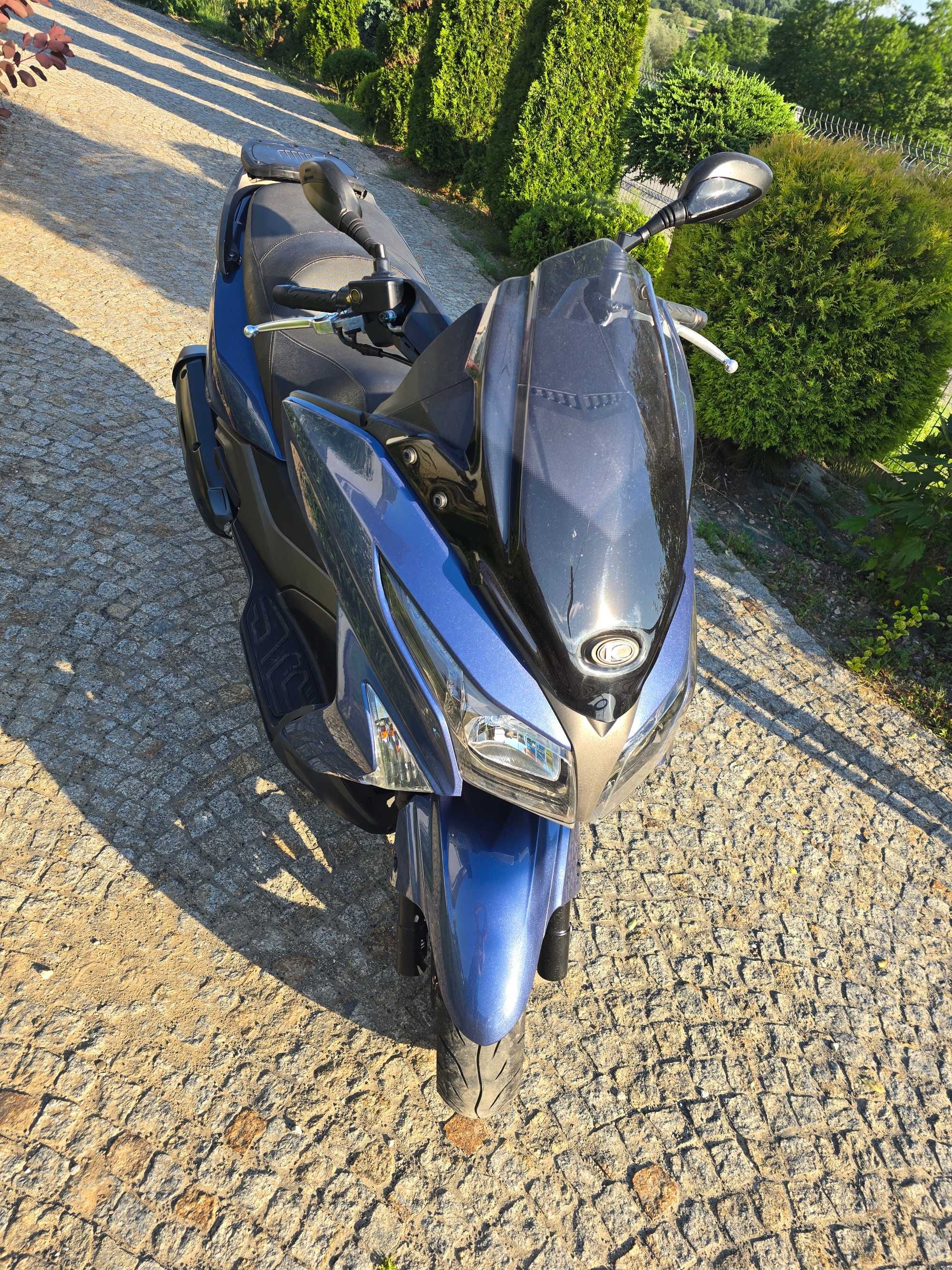 Kymco X-Town Maxi Skuter PCX FORZA X MAX Honda Yamaha