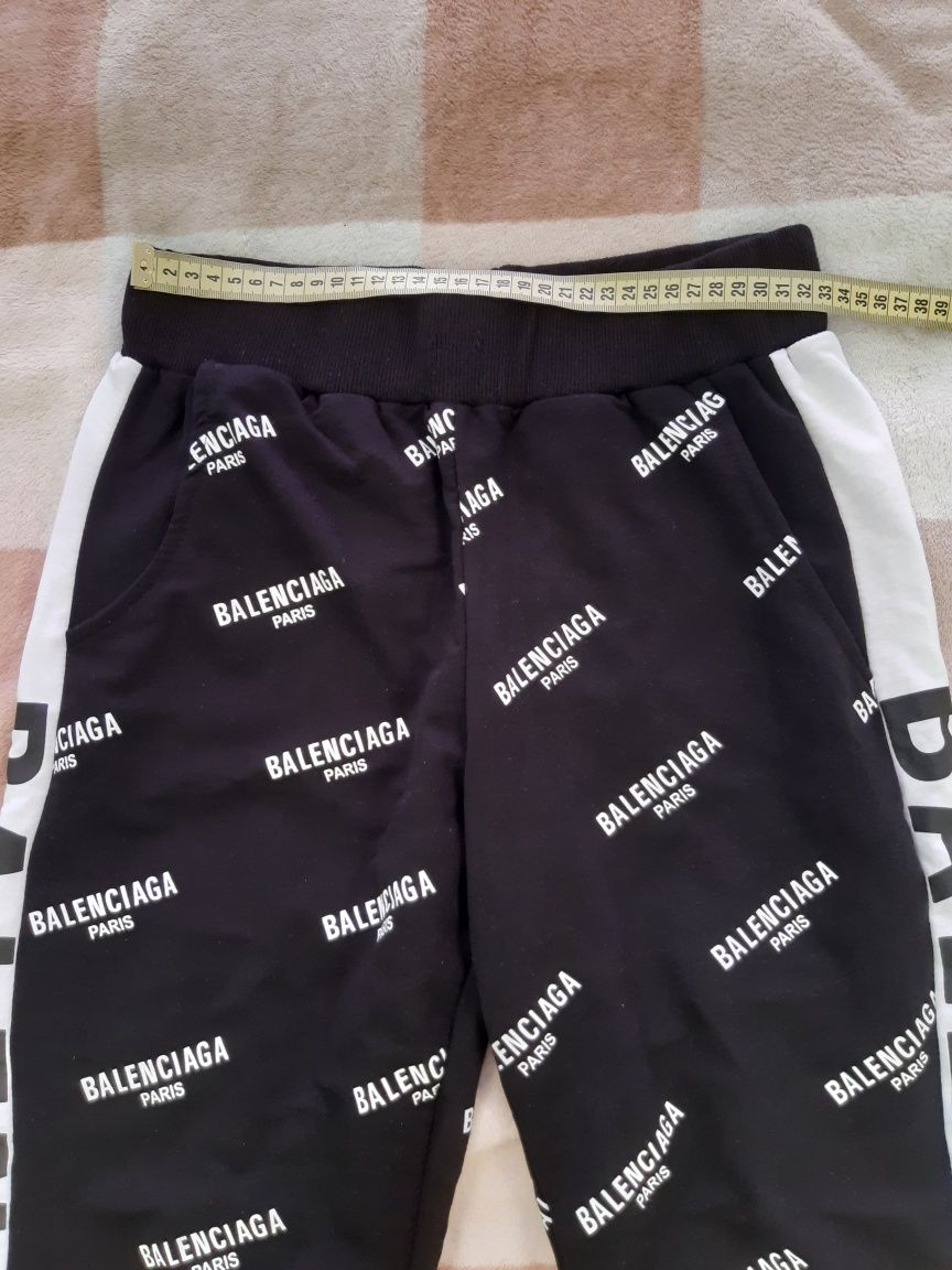 Strój sportowy BALENCIAGA